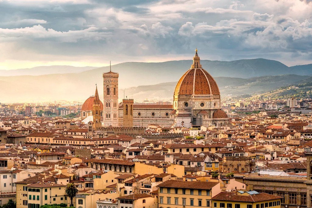 Florence is the heart of the Renaissance. Uncover the top attractions