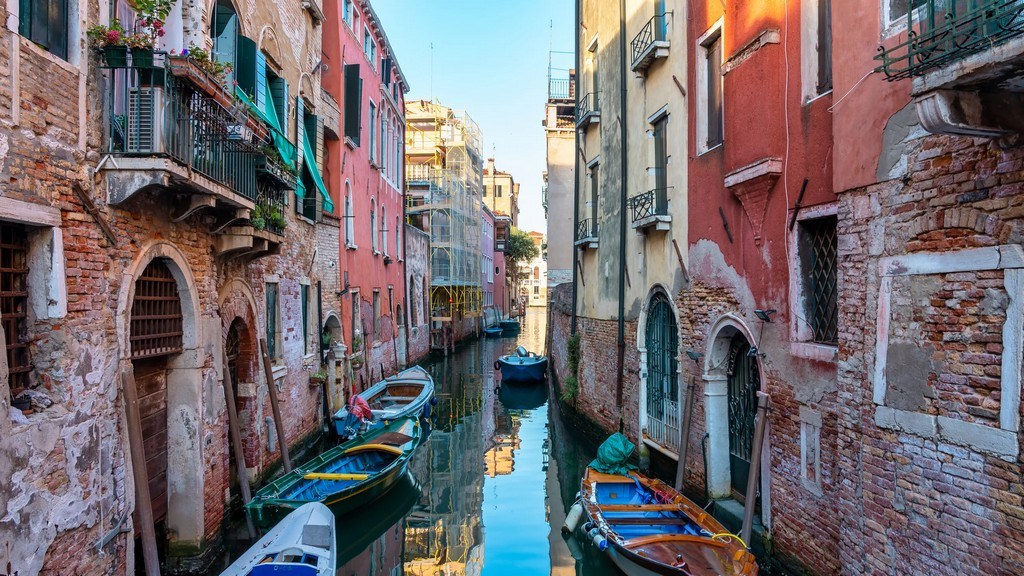 Planning a trip to Venice? Discover the must-see attractions