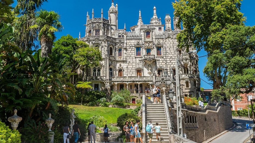 This estate is quirky and cool, with Initiation Wells (spiral tunnels) and hidden grottoes (~€10 entry). Feels like an adventure park from another era. Explore the gardens – it’s less crowded than Pena and super photogenic.