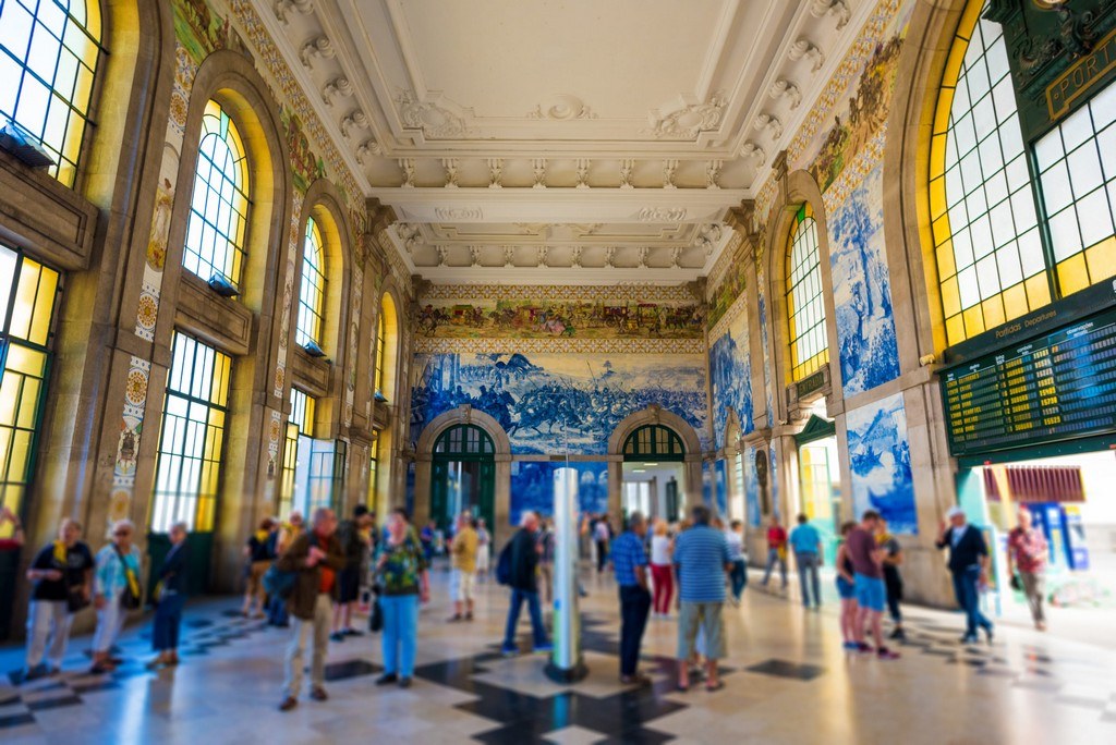 Not just a train hub, but a tile masterpiece with 20,000 azulejos depicting Portuguese history. Pop in for free and snap those iconic panels – it’s like an open-air museum.