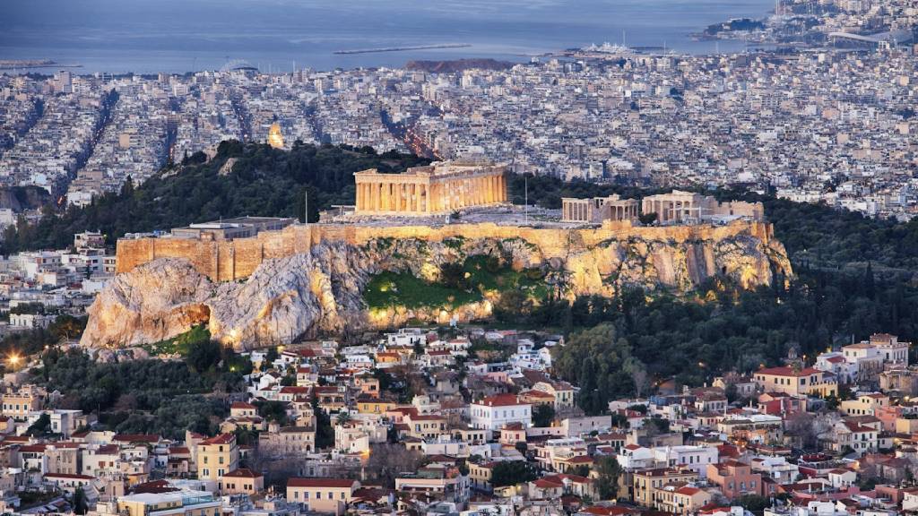 Discover the best of Athens! See the Acropolis, Parthenon, Acropolis Museum, and the charming Plaka neighborhood. Your guide to the top 10 must-visit historical and cultural sites.
