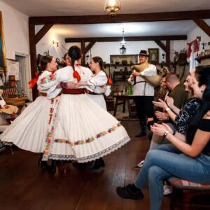 Experience authentic Croatian folklore in Zagreb with live music