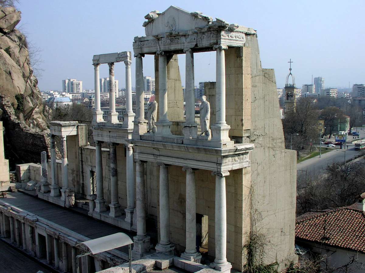 From Sofia: Plovdiv & Asen's Fortress Full-Day Guided Tour Experience - Image 2