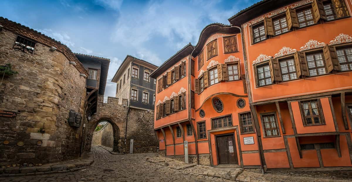 From Sofia: Plovdiv & Asen's Fortress Full-Day Guided Tour Experience - Image 3