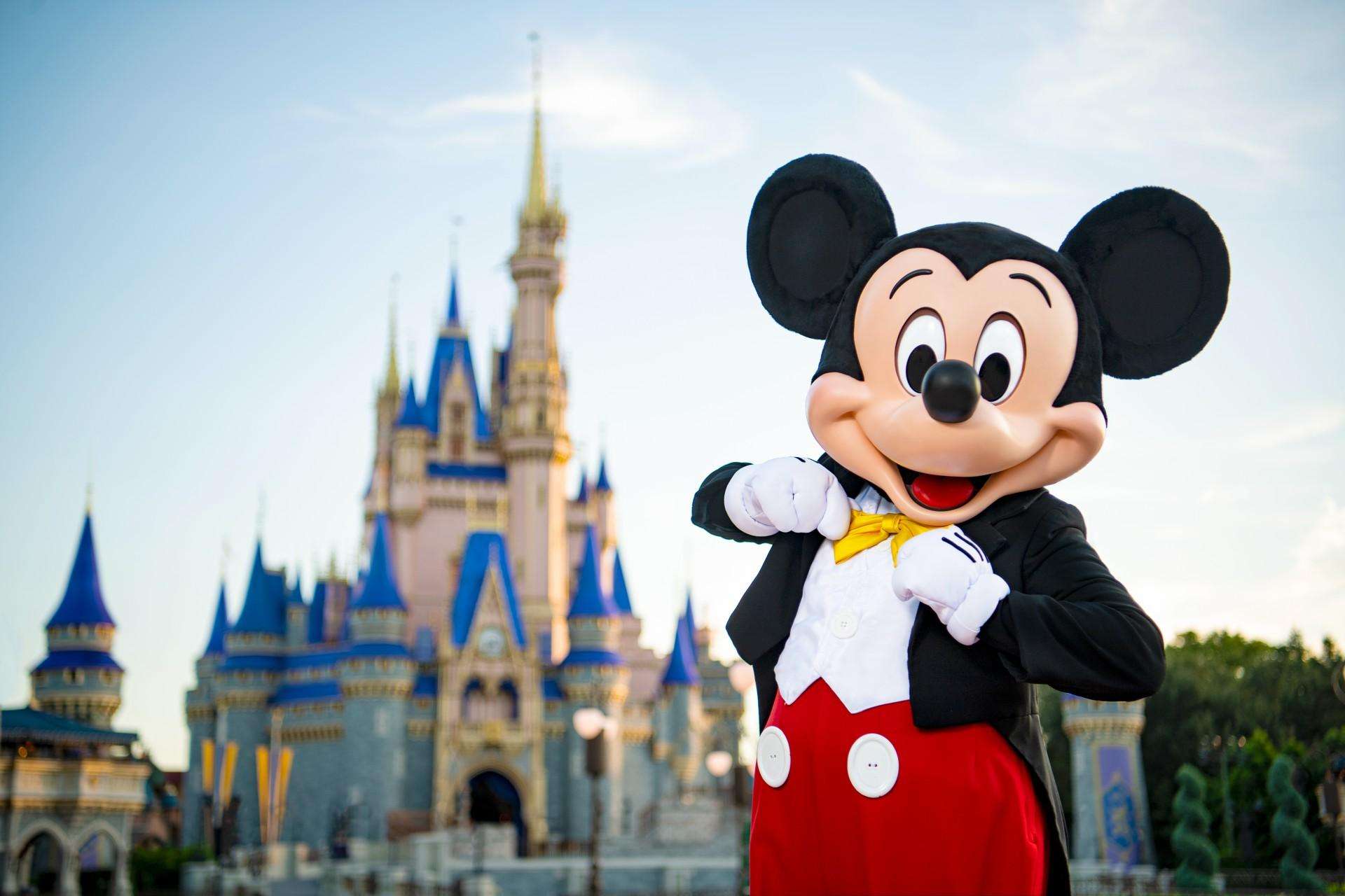 Explore 4 magical Walt Disney World Theme Parks: Magic Kingdom