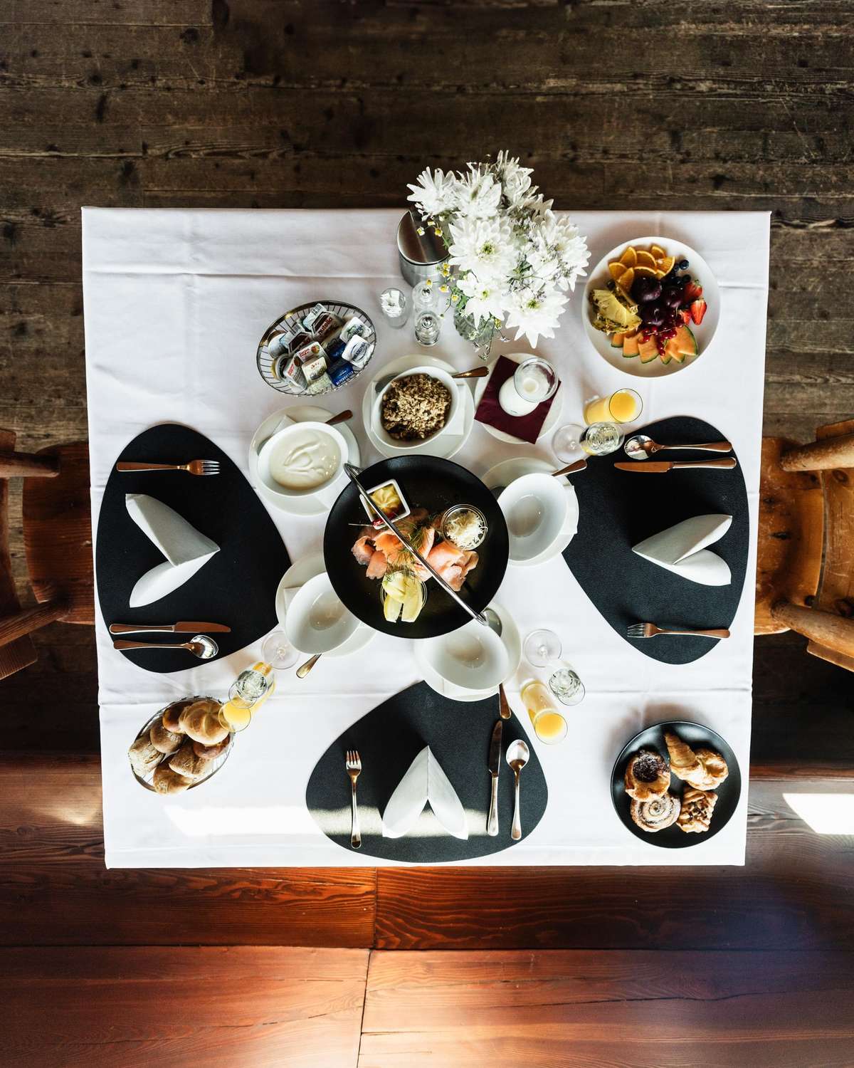 Innsbruck: Seegrube Panoramic Breakfast & Prosecco Experience - Image 2