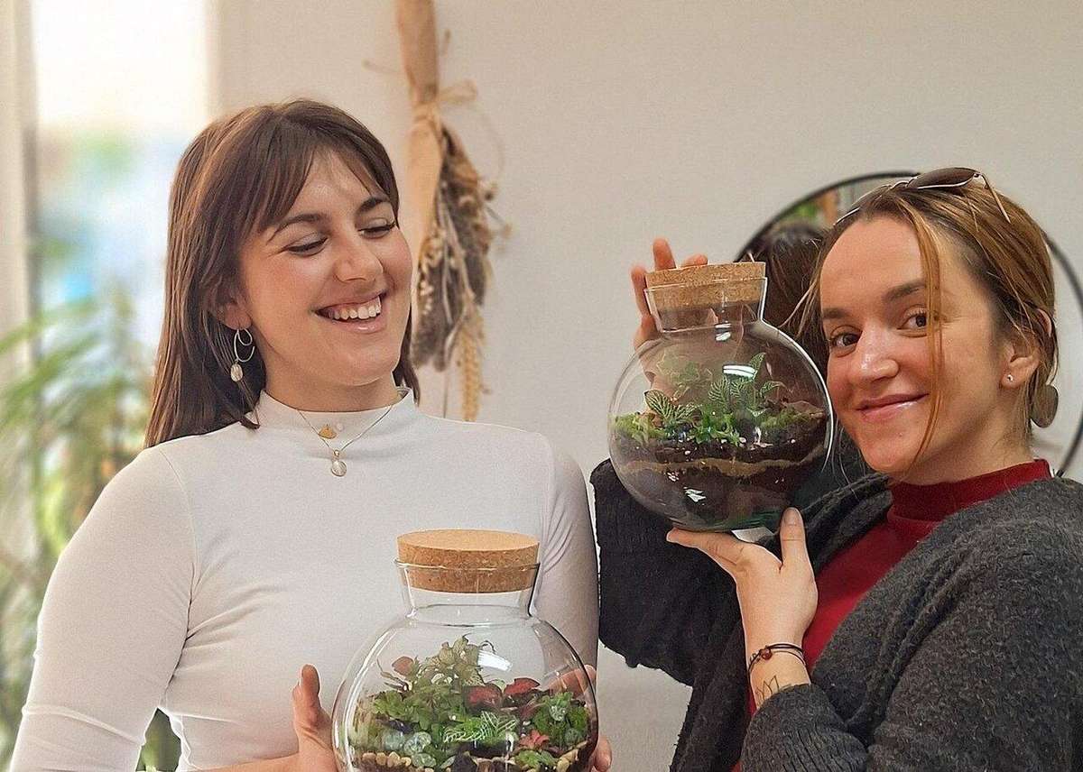 Dubrovnik: Build Your Own Terrarium Workshop and Creative Experience - Image 2