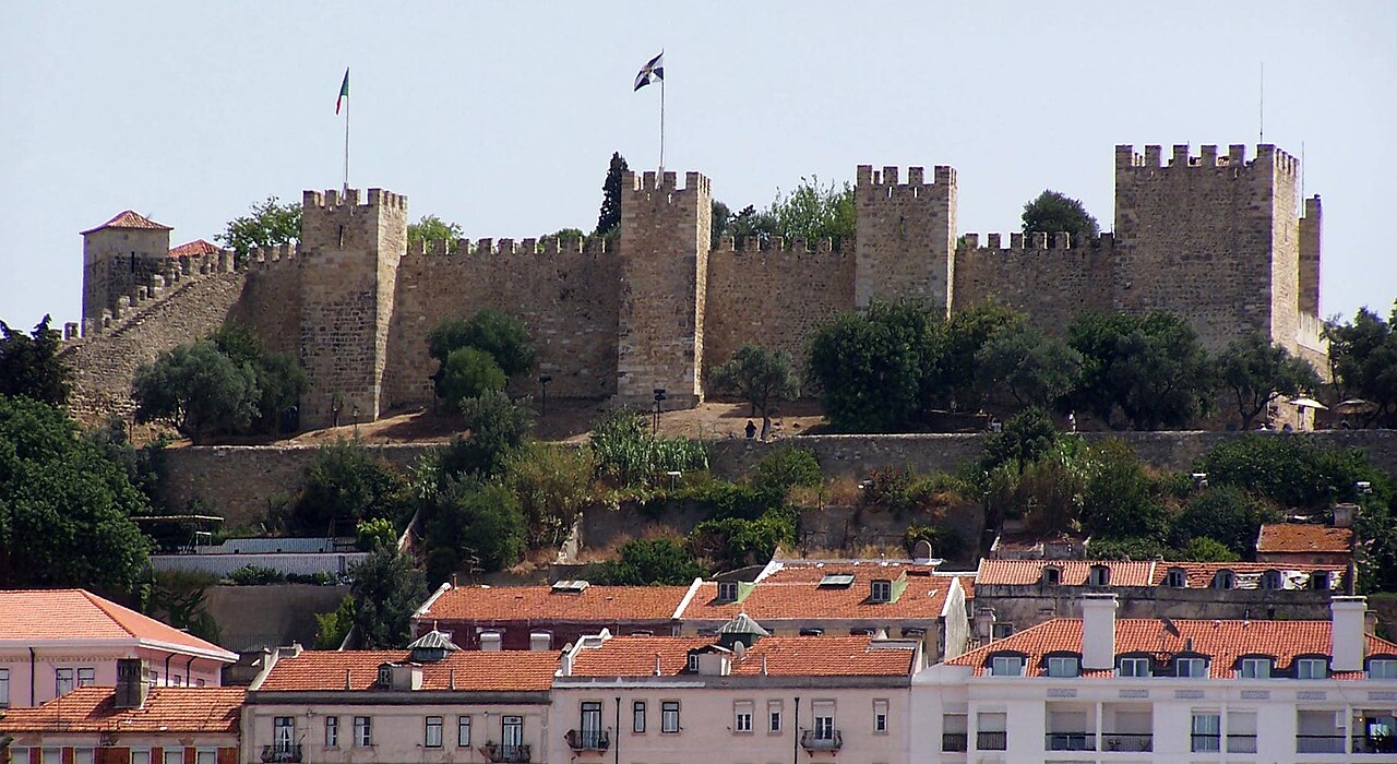 Explore the historic São Jorge Castle for stunning panoramic views of Lisbon and the Tagus River. Discover this ancient royal palace. Book your tickets now!