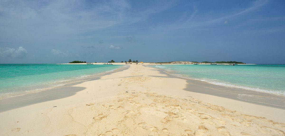 best places to visit in los roques archipelago